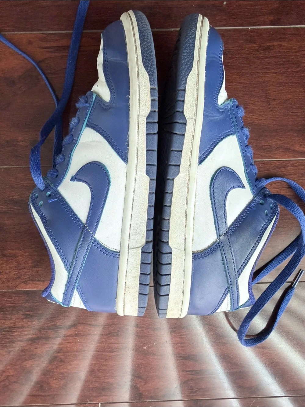 Nike 4Y dunks- Royal blue